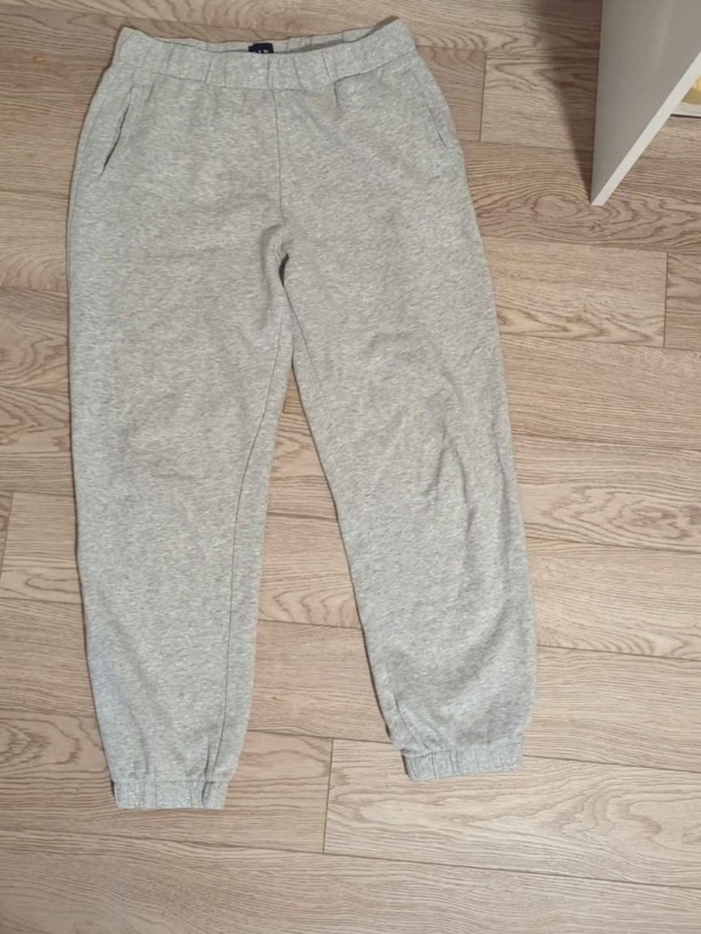 GAP Light Gray Women's Jogger Sweatpants